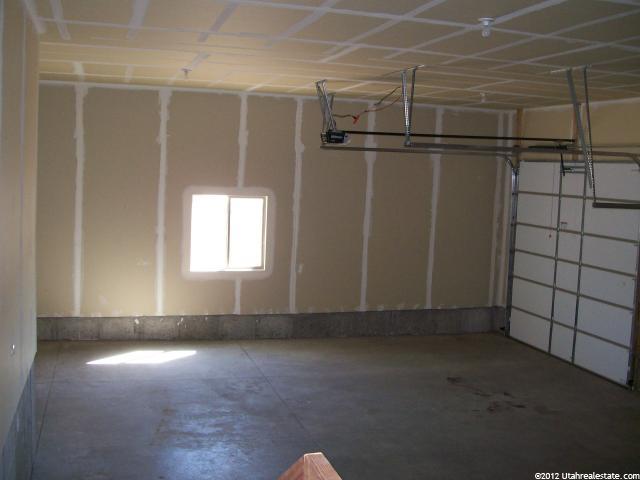4042 Mountainbrook Way, Mountain Green, UT 84050 — photo 7