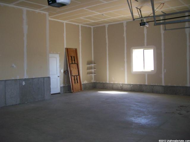 4042 Mountainbrook Way, Mountain Green, UT 84050 — photo 8