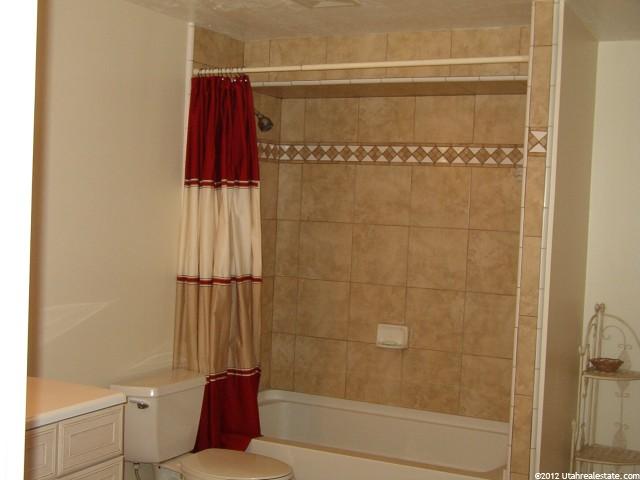 2361 N 2775 W, Clinton, UT 84015 — photo 9