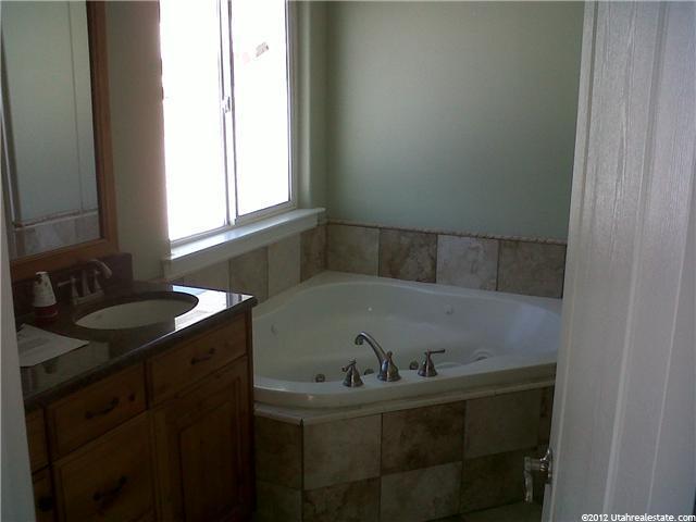 3213 N 750 W, Pleasant View, UT 84414 — photo 11