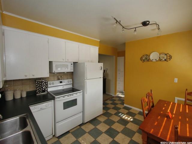 268 E 9125 S, Sandy, UT 84070 — photo 2