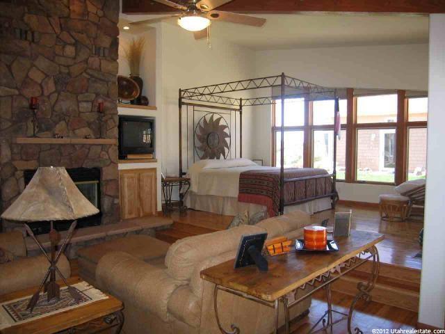 8602 N Topaz, Diamond Valley, UT 84770 — photo 3