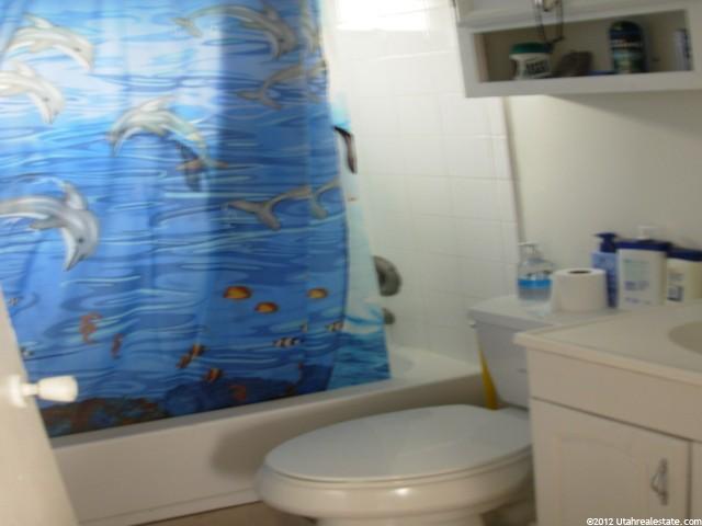 69 E 8960 S, Sandy, UT 84070 — photo 8