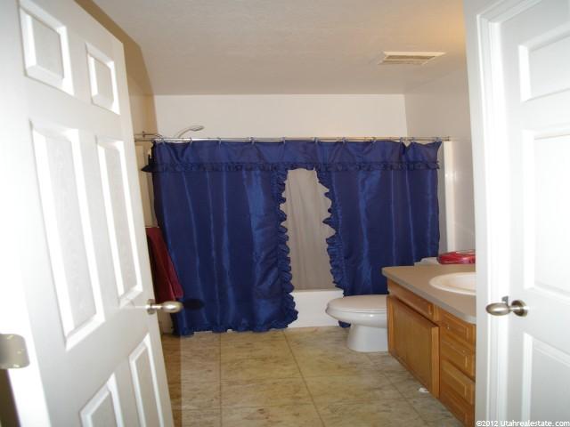 527 E Canyon View Dr, Ogden, UT 84404 — photo 5