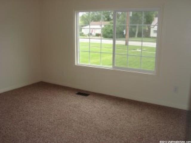 327 S 100 E, Smithfield, UT 84335 — photo 8