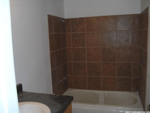 548 W 3000 S, Vernal, UT 84078 — photo 4