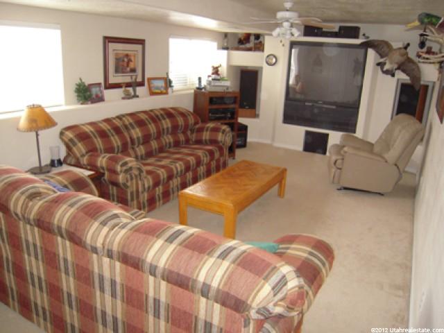 1608 N 810 W, Clinton, UT 84015 — photo 9