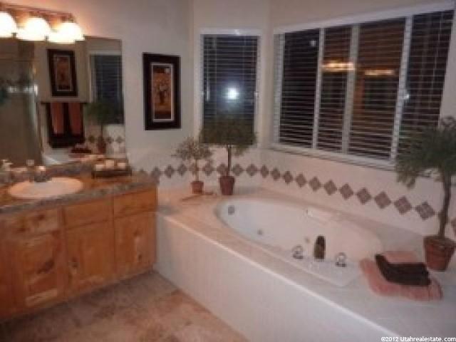 1191 S 650 E, Kaysville, UT 84037 — photo 7