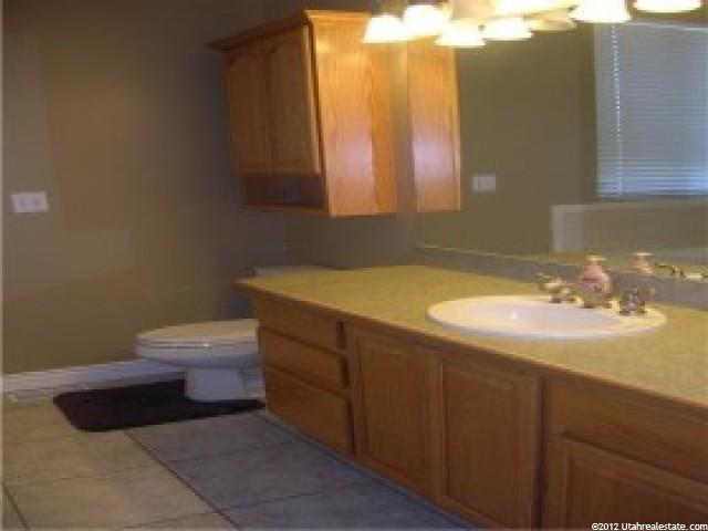 551 W 2225 S, Syracuse, UT 84075 — photo 7