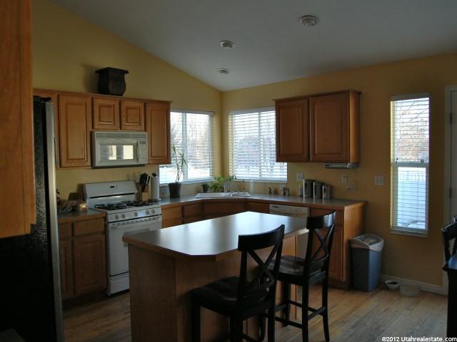 1494 W Stonebridge Dr, Layton, UT 84041 — photo 2