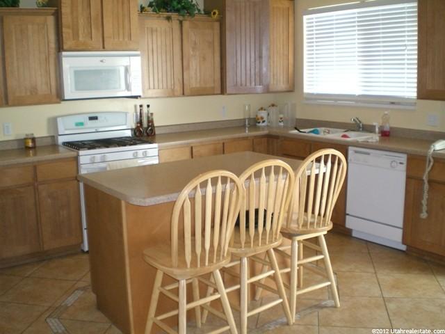 4083 S 3425 W, West Haven, UT 84401 — photo 2
