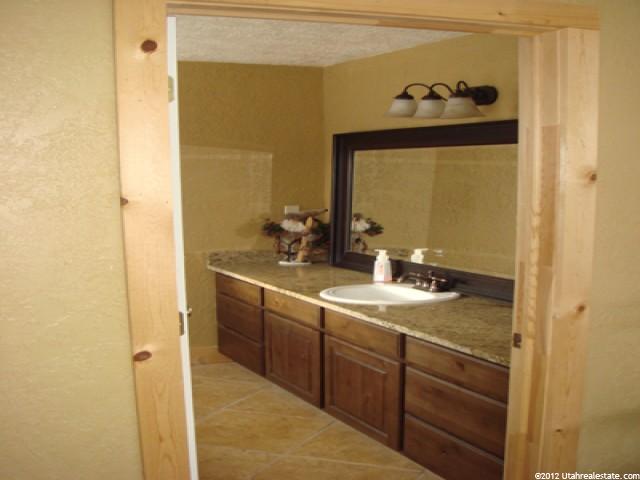 10210 N River Rd, Oakley, UT 84055 — photo 6