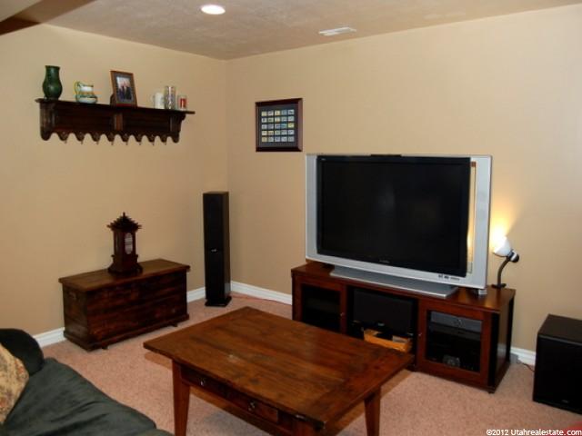 2543 W 2500 N, Clinton, UT 84015 — photo 2