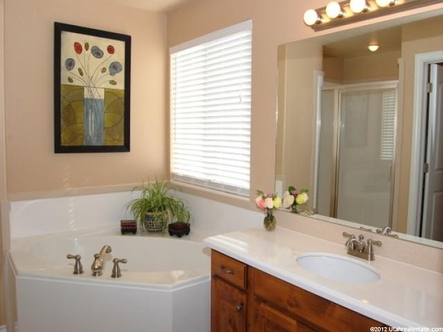 2543 W 2500 N, Clinton, UT 84015 — photo 7