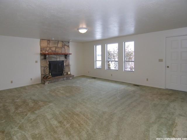 1015 N 325 W, Harrisville, UT 84404 — photo 2