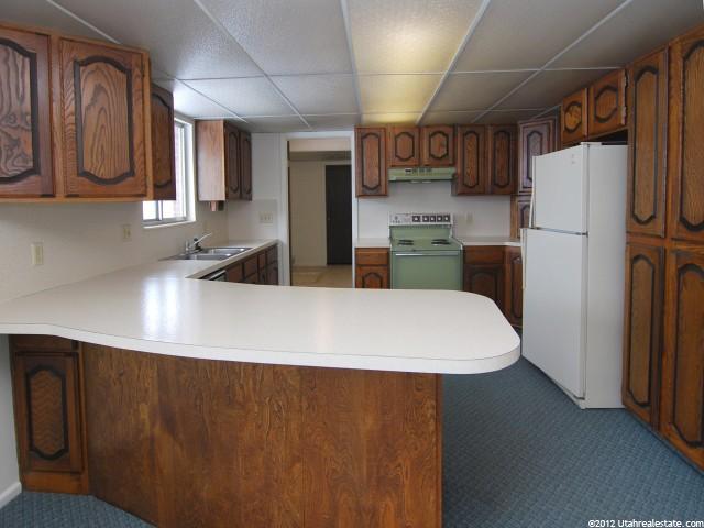 1015 N 325 W, Harrisville, UT 84404 — photo 3