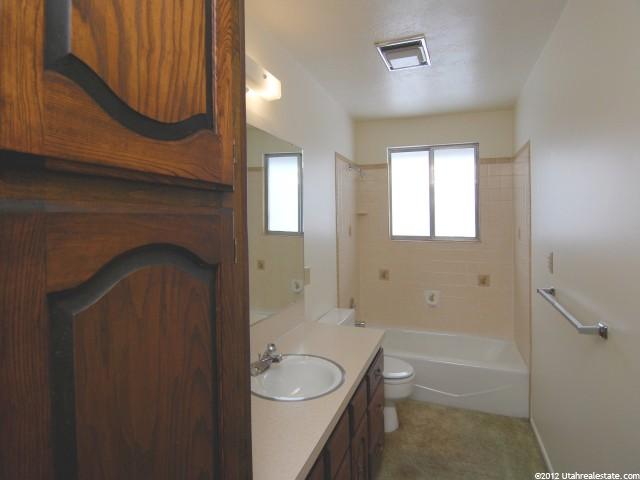 1015 N 325 W, Harrisville, UT 84404 — photo 5