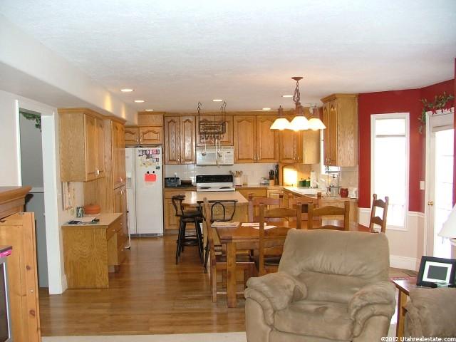 220 S Abbey Ln E, Providence, UT 84332 — photo 6