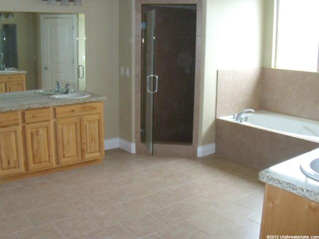 2368 S 825 W, Syracuse, UT 84075 — photo 8