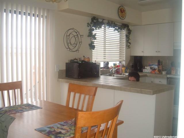 872 E 575 N, Layton, UT 84041 — photo 4