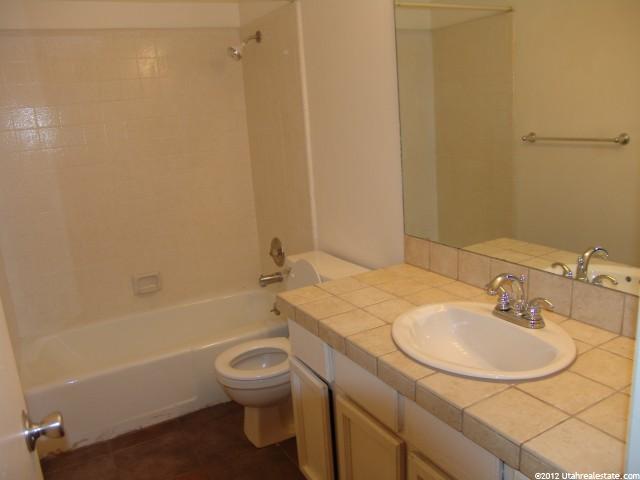 872 E 575 N, Layton, UT 84041 — photo 7