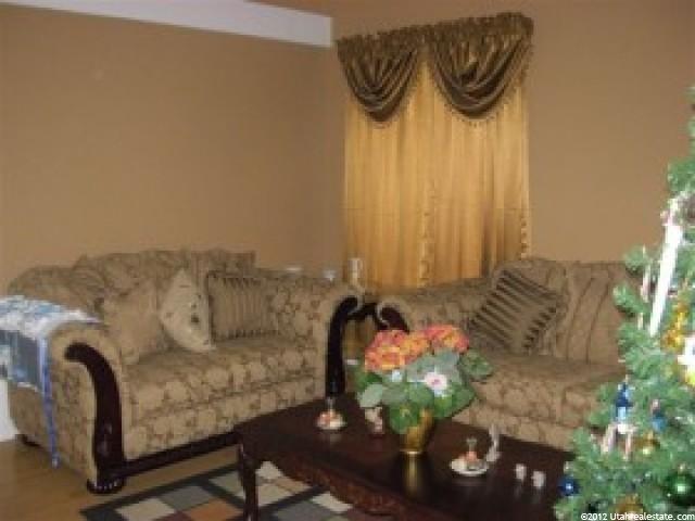 377 Summer Chase Cir, Kaysville, UT 84037 — photo 3