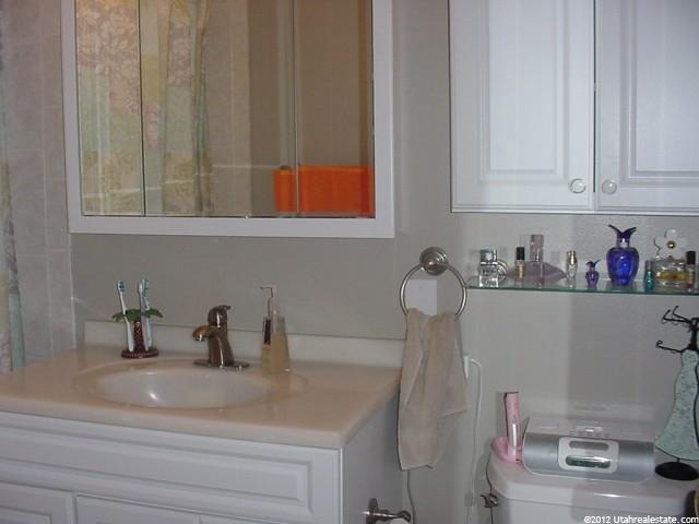 568 S Fowler Ave E, Ogden, UT 84404 — photo 3
