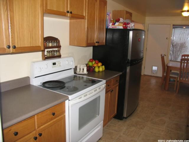 8445 S 1330 E, Sandy, UT 84093 — photo 8