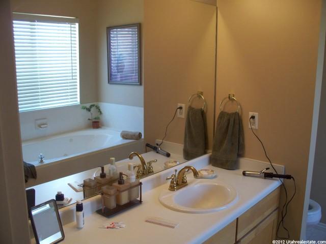 13778 Frontier St, Riverton, UT 84065 — photo 9