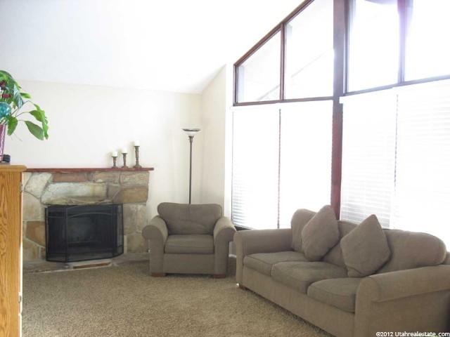 2497 E Woodthrush Dr, Sandy, UT 84093 — photo 3