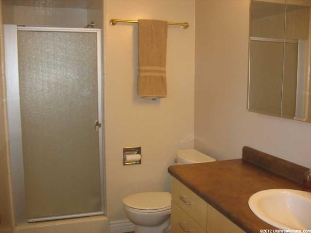 2497 E Woodthrush Dr, Sandy, UT 84093 — photo 8