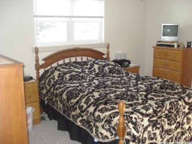 560 E 405 S, Layton, UT 84041 — photo 10