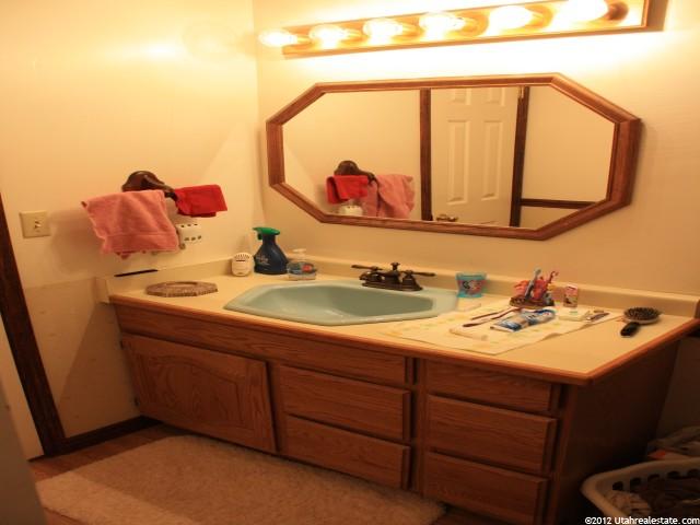 1658 E 1450 S, Ogden, UT 84404 — photo 8
