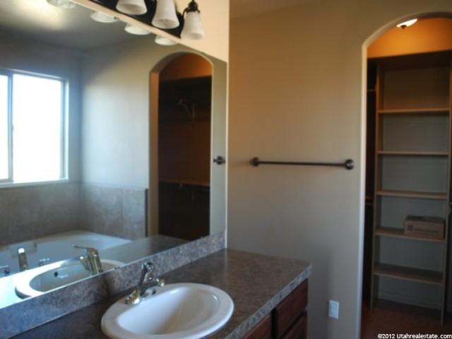 3392 W 4375 S, West Haven, UT 84401 — photo 11