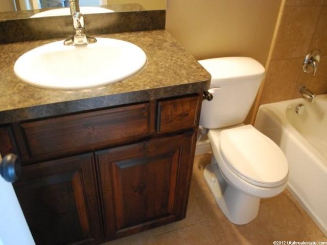 3392 W 4375 S, West Haven, UT 84401 — photo 8
