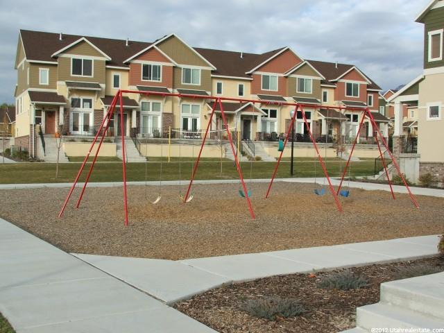 9021 S Heights Dr E, Sandy, UT 84094 — photo 11