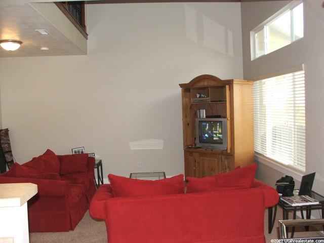 9021 S Heights Dr E, Sandy, UT 84094 — photo 4
