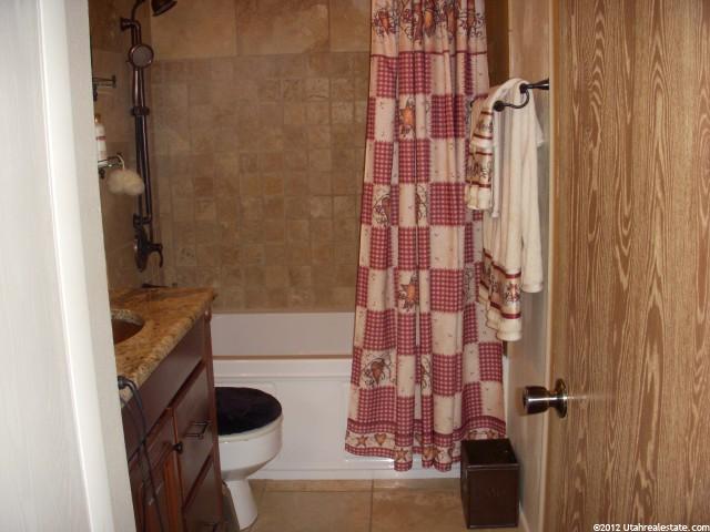 295 N 100 E, Millville, UT 84326 — photo 6
