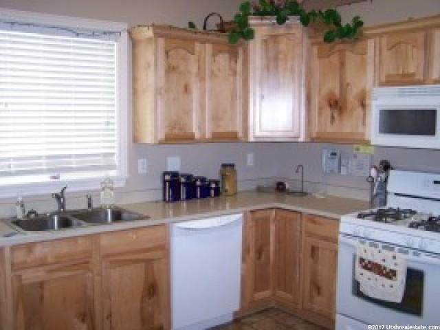 151 S Sam Gates Rd, Ogden, UT 84404 — photo 3