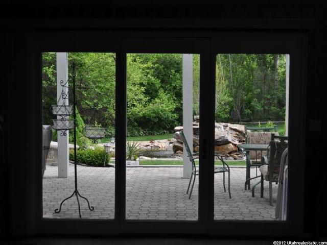 4002 S 550 W, Riverdale, UT 84405 — photo 9