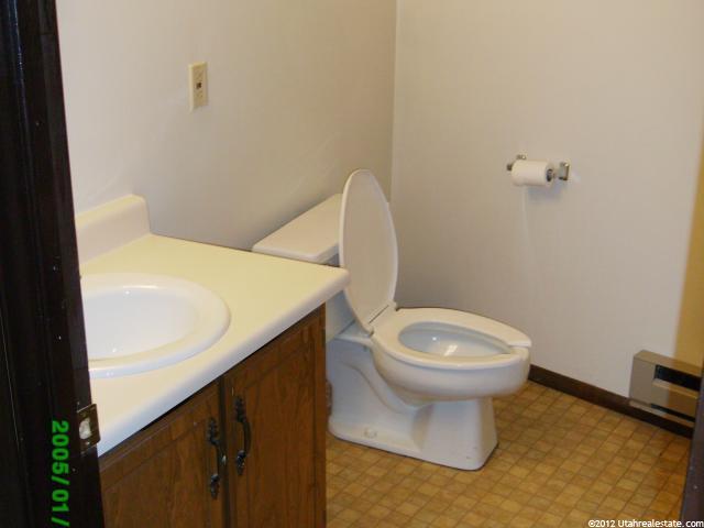391 N Aria Blvd, Wendover, UT 84083 — photo 5