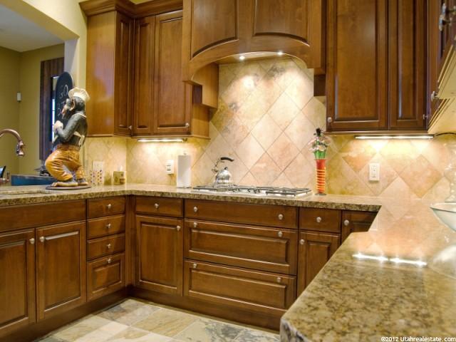 717 E Mont Clair Dr, North Salt Lake, UT 84054 — photo 7