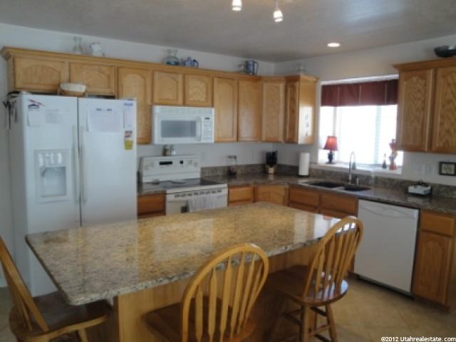 5856 S 3325 W, Roy, UT 84067 — photo 5