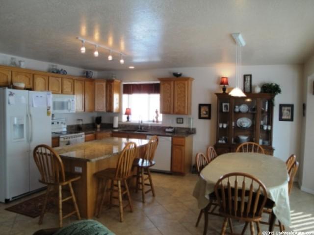 5856 S 3325 W, Roy, UT 84067 — photo 7