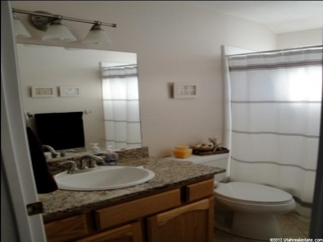 5856 S 3325 W, Roy, UT 84067 — photo 10