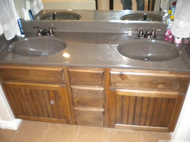 629 W 2975 S, Syracuse, UT 84075 — photo 6