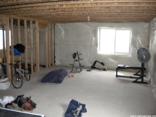 629 W 2975 S, Syracuse, UT 84075 — photo 8
