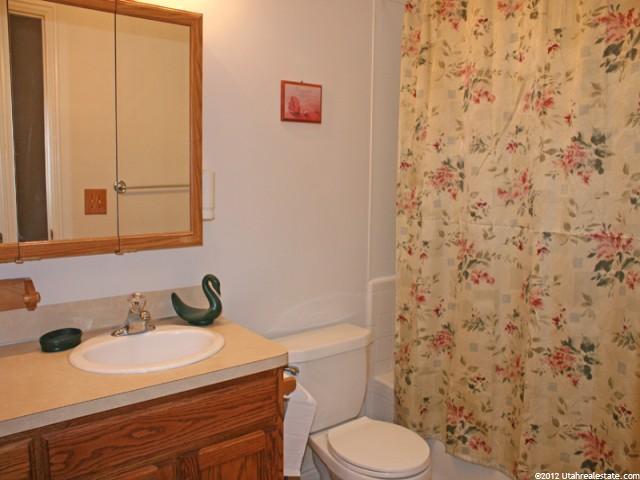 1165 N 725 W, Centerville, UT 84014 — photo 10