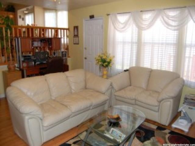 1676 S 300 E, Kaysville, UT 84037 — photo 3