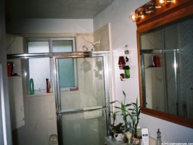 721 E Lakerview Dr S, Ogden, UT 84403 — photo 9